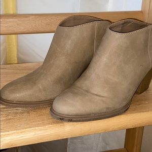 Pleather camel booties